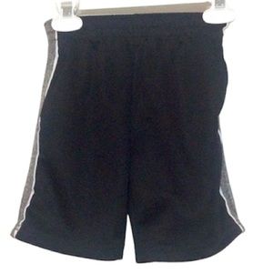 🌞 Crunch Time athletic boys shorts black grey white stripe sidepockets boy XS
